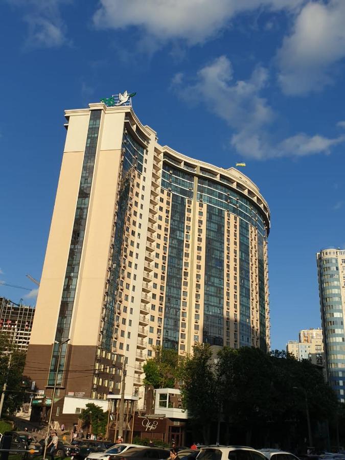 Sunny Apartments Near The Sea On Genuezskaya 敖德萨 外观 照片